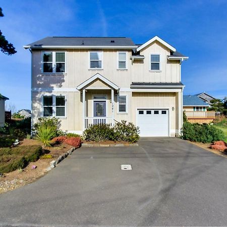 The Yellow Rose House Lincoln City Exterior photo